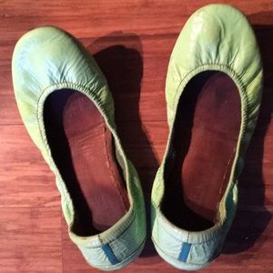 Mint green patent Tieks 9